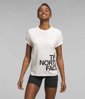 Tricou The North Face Scurte Sleeve Brand Proud Dama Albi | ROMANIA YHUWCZD